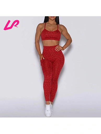 Our seamless leggings offer ultimate comfort and a sleek silhouette. Shop now!